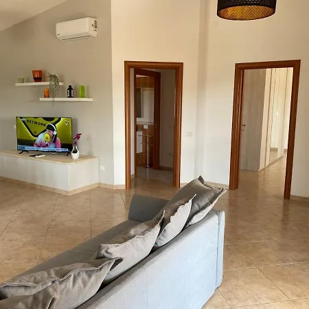 Bellavista Apartment *